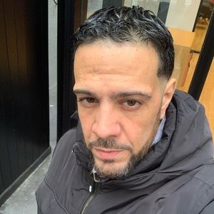 Meet your Posher, Jonathan